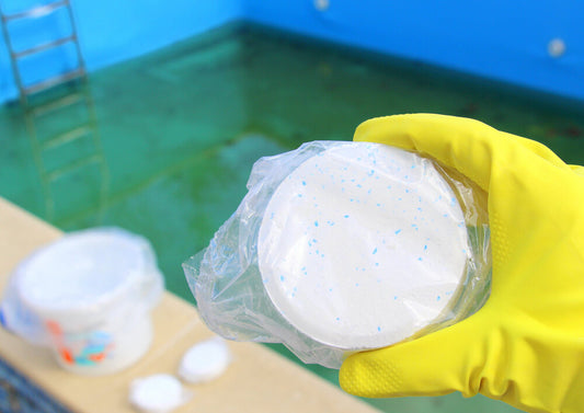 HTH EXTRA Multi-Purpose Chlorinating Pucks l Genuine Product l Built in Algaecide! l Best in Quality Chlorine Pucks,6 KG